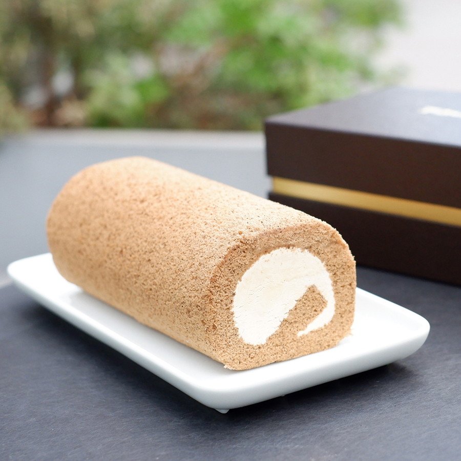 旧軽モカロールケーキ