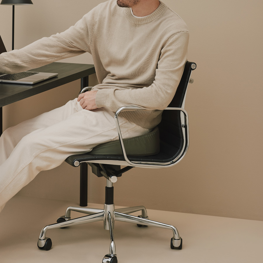 ＆MEDICAL KURA SEAT W