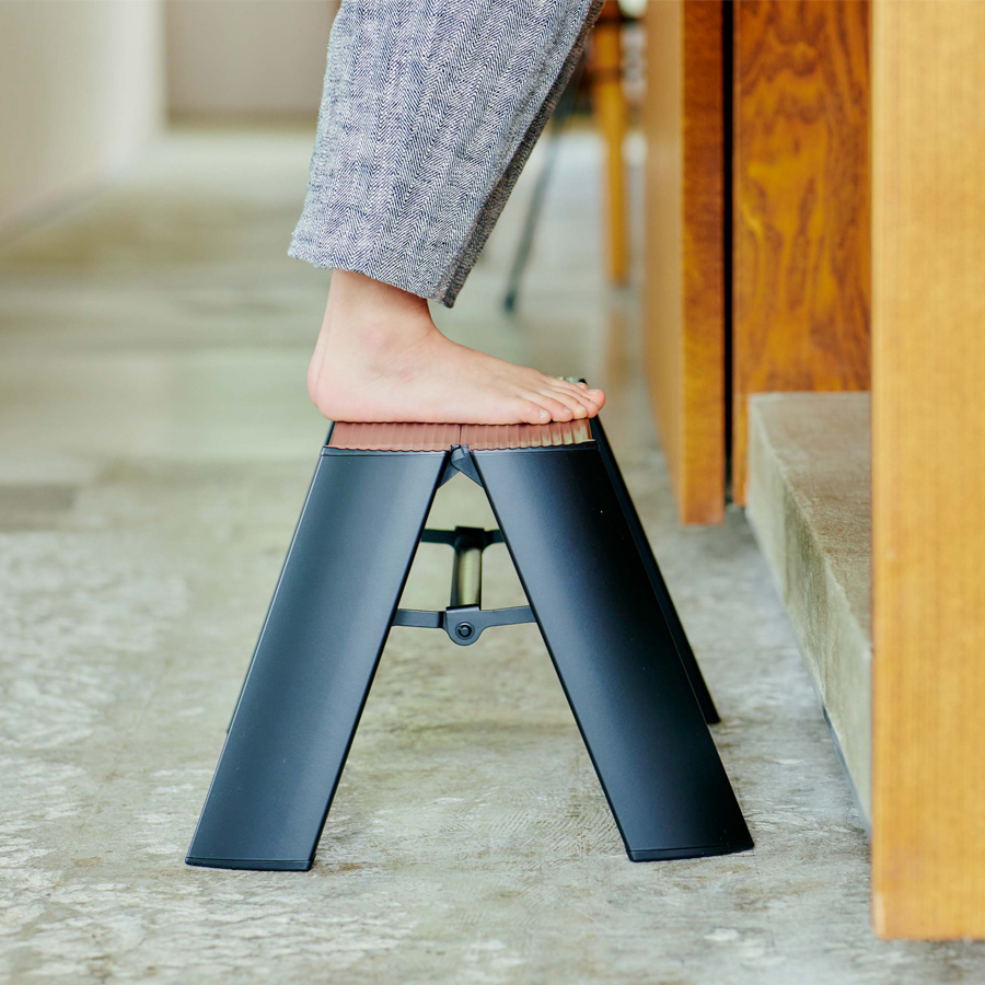 Step stool / l ucano 1-step