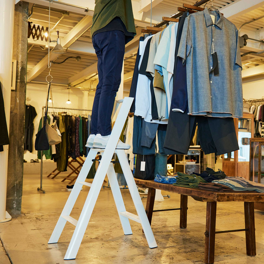 Step stool / lucano 3-step